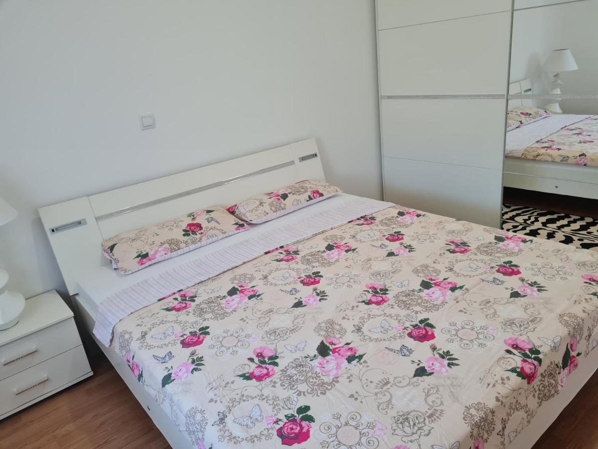 Apartment Nora Near The Beach Póla Kültér fotó